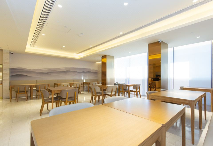 Food & Drinks 5, Ji Hotel Xiong'an Baiyangdian Station, Baoding