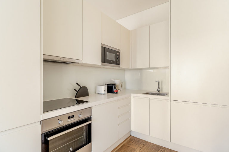 Private kitchen 2, Bairro Alto Modern W/ Terrace by Homing, Lisbon