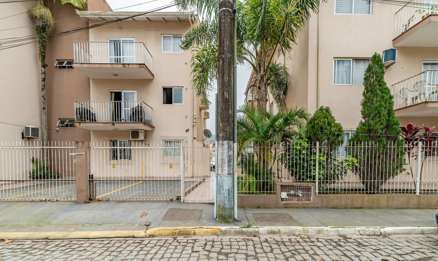 Property grounds 2, 2BR Apt 260m From Canto Beach Itapema Rtl0302, Itapema