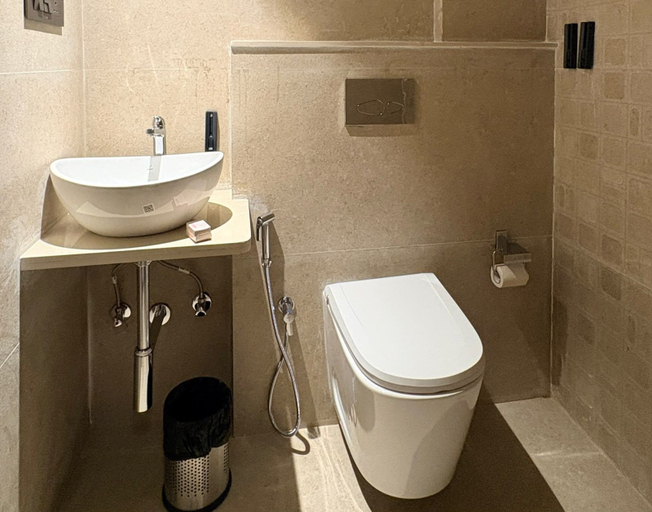 Bathroom, Hotel Dakshin Grand, Thane