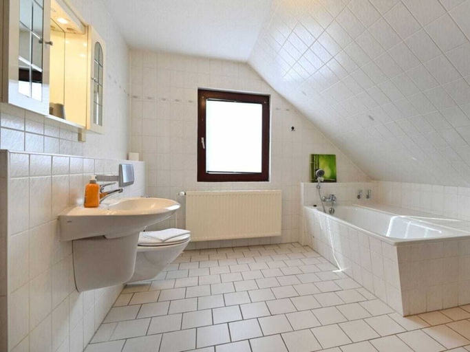 Bathroom 4, Holiday Home With 1 Bedroom, Vorpommern-Rügen
