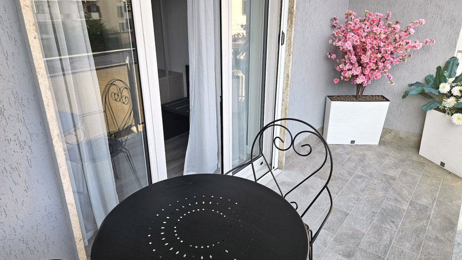 Room 2, Dimore del Re, Caserta