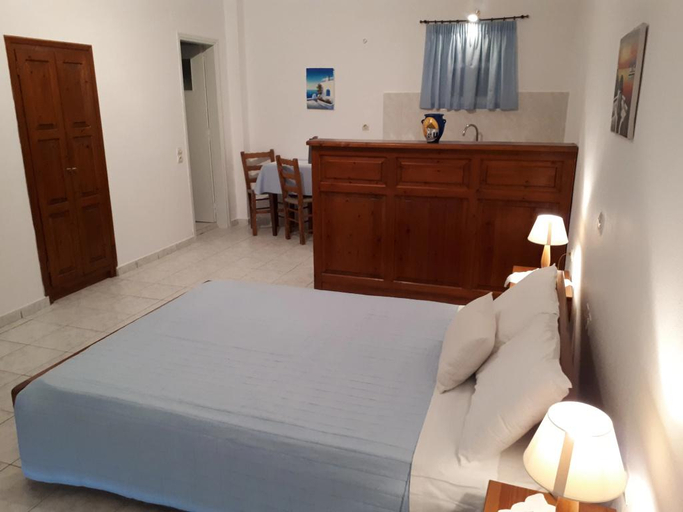 Bedroom 4, Hotel Paradisos Oia, South Aegean