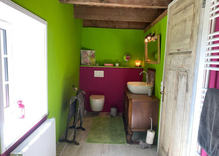 Bathroom 3, Holiday Apartment With 2 Bedrooms, Stade