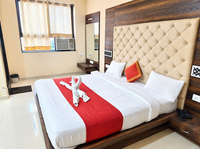 Room 5, Hotel Shreeji Palace, Rewa