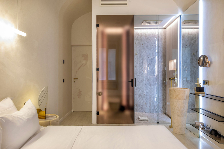 Room 5, Borghese Boutique, Rome