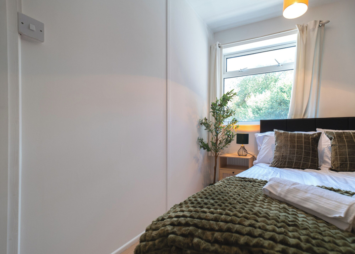 Room 4, Cosy 2-Bed Home in Mansfield, Nottinghamshire
