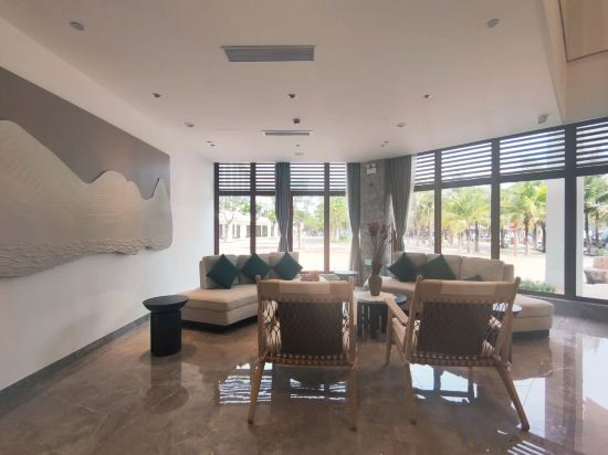 Hotel Interior/Public Areas