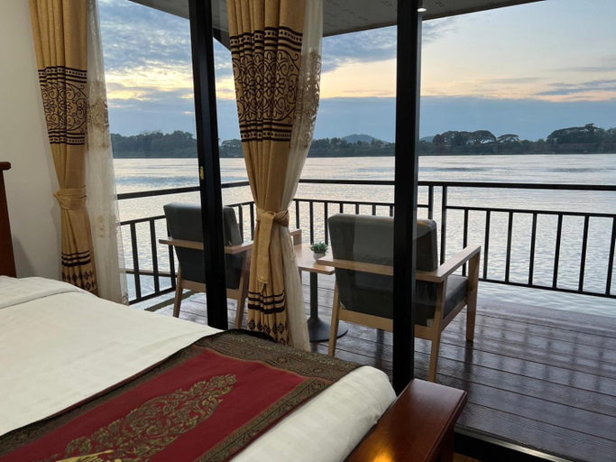 Bedroom 3, Riverside Chiangkhan Resort, Xanakharm
