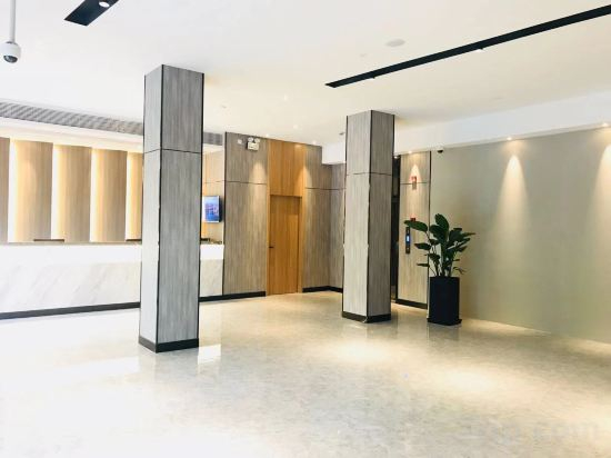 Hotel Interior/Public Areas