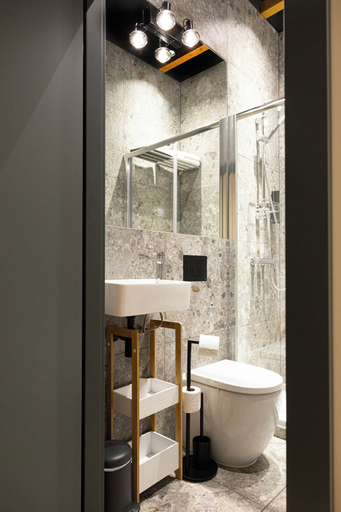 Bathroom 5, Centrum Nice, Alpes-Maritimes
