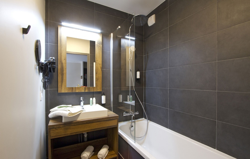 Bathroom 5, Hôtel et Spa l’Eclose by Odalys, Isère