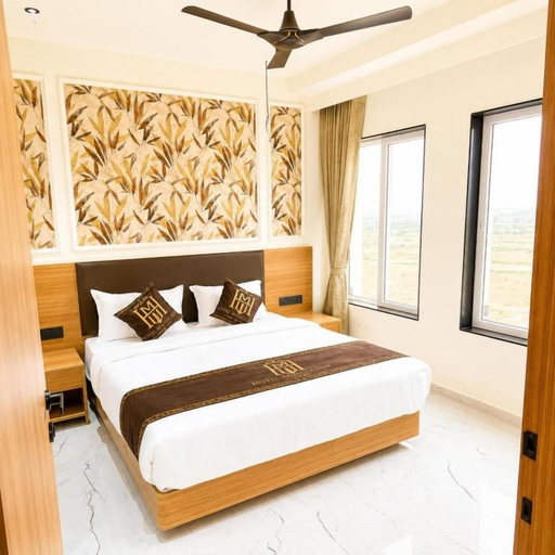 Room 5, Hotel Mangla Inn, Devbhumi Dwarka
