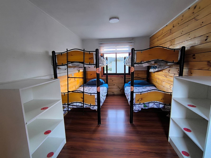 Room 4, Casa Cipres, Cardenal Caro