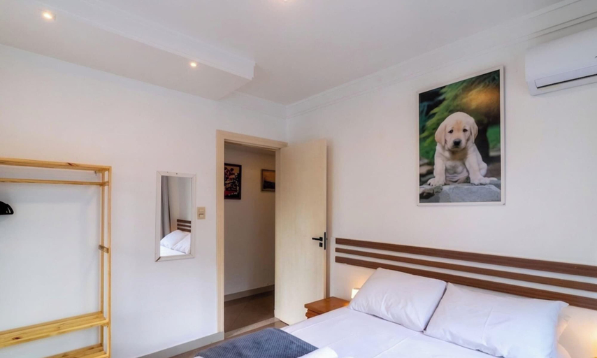 Room 3, Apt w/ Suite 30 m From the sea in Itapema Cae0103, Itapema