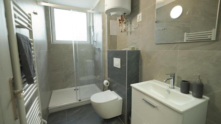 Bathroom 4, 111Apartments, Košice II