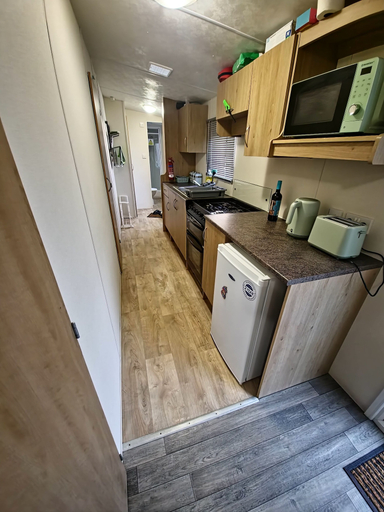 Private kitchen, Cocotony Cosy 3 bed Caravan, Conwy