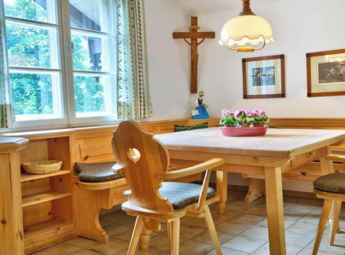 Dining 2, Holiday Apartment With 2 Bedrooms, Oberallgäu
