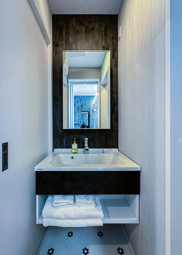 Bathroom 3, HANASTAY YUME, Osaka