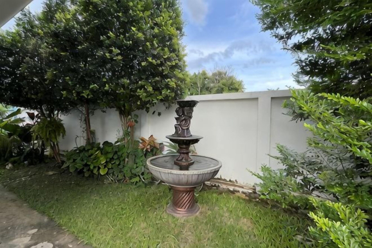 Property grounds 3, Elly's Home. Convenience & Serenity, Muang Chiang Mai