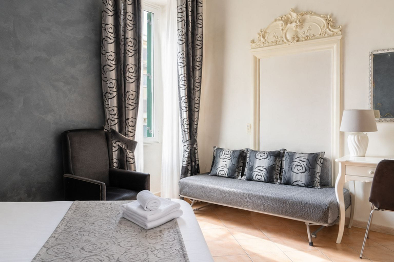 Room 2, Casa Dolce Casa Vatican Prestige Rooms, Rome