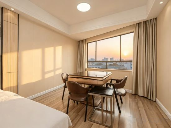 Fitness & Recreational Facilities 3, Xinjieyun Rongfeng Hotel ( Xiangyang Wanda Plaza Branch), Xiangfan