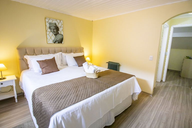 Bedroom 3, Green Village Hotel, Camanducaia