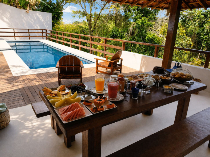 Outdoor dining, Cozy Alto do Mucugê, Porto Seguro