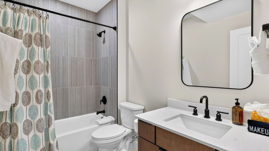 Bathroom 4, Lobo Silver Summit by Avantstay Mountain-view Balcony Game Room + Near Deer Valley, Summit