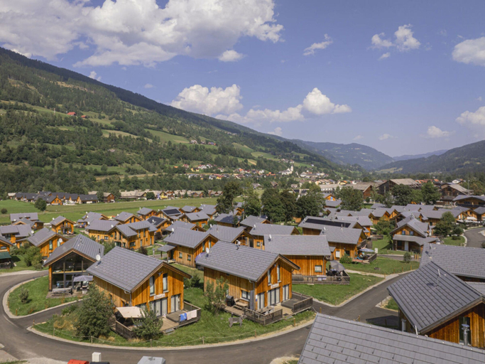 Exterior 3, One-bedroom Cabin, Murau