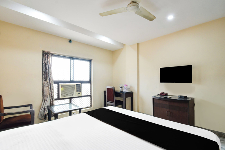 Room 5, Townhouse OAK Secunderabad Near Railway, Hyderabad