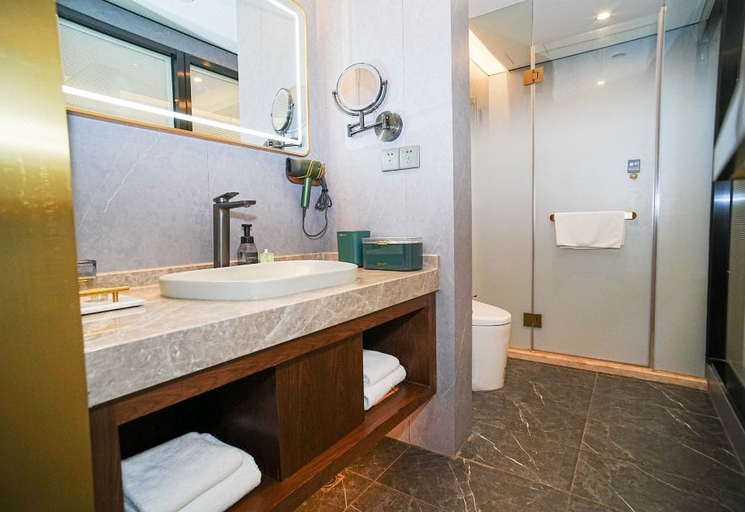 Bathroom 3, Nostalgia Hotel (West lake Hangzhou), Hangzhou