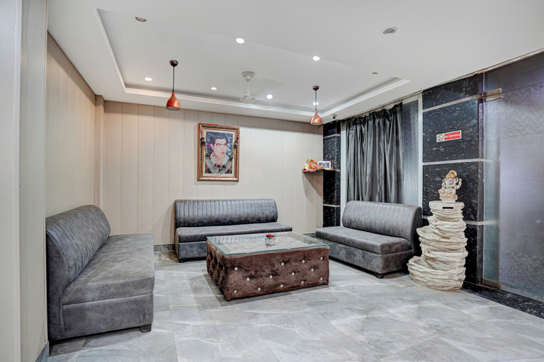 Interior 3, Deluxe Hotel Krishna, Faridabad