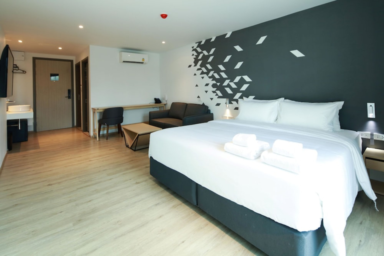 Bedroom 3, KOO Hotel, Pak Kret