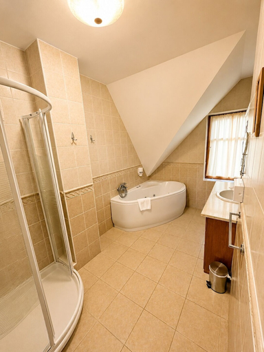 Bathroom 5, Batthyany Kastelyszallo, Zalaszentgrót