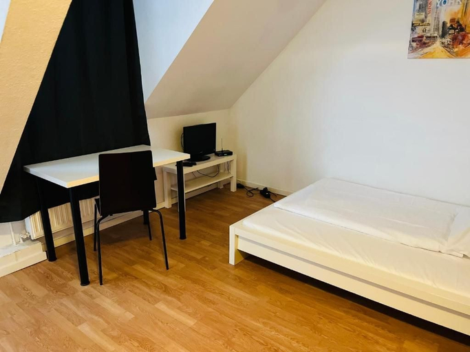 Bedroom 4, Westend Hotel, Köln