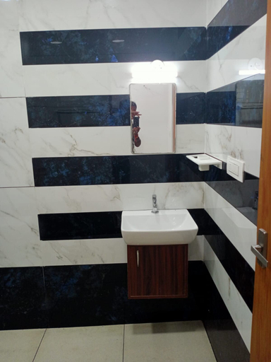 Bathroom 3, Thumpoly Beach Resort, Alappuzha
