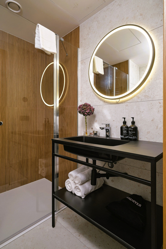 Bathroom 3, Harmony Valley Resort, Jelenia Góra