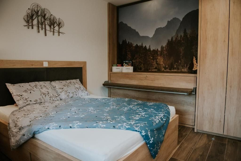 Room 3, Villa Mojca - Jasna & Jelka Apartment, Kranjska Gora