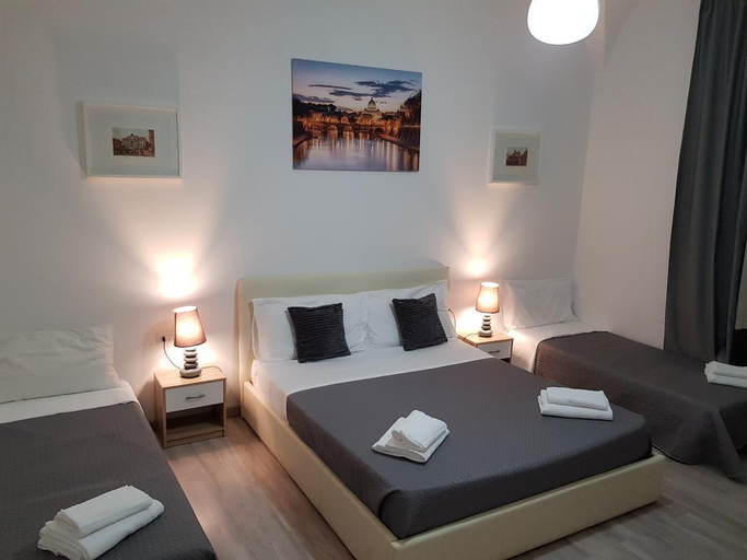 Bedroom 2, The Shelter in Rome, Roma