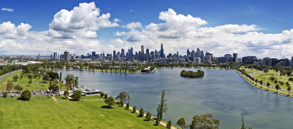 Exterior 3, Balcony 2-bed Apartment Near Albert Park, Melbourne