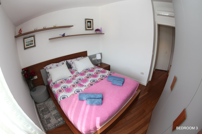 Bedroom 4, Luxury Marina View Apartment Izola, Izola
