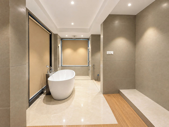 Bathroom 3, Reveridge Resort And Spa, Ratnagiri
