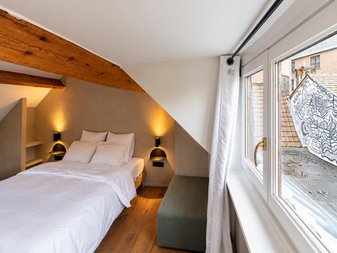 Room 5, Le Sablon Stylish 2 Bedroom Hotel Room, Bruxelles