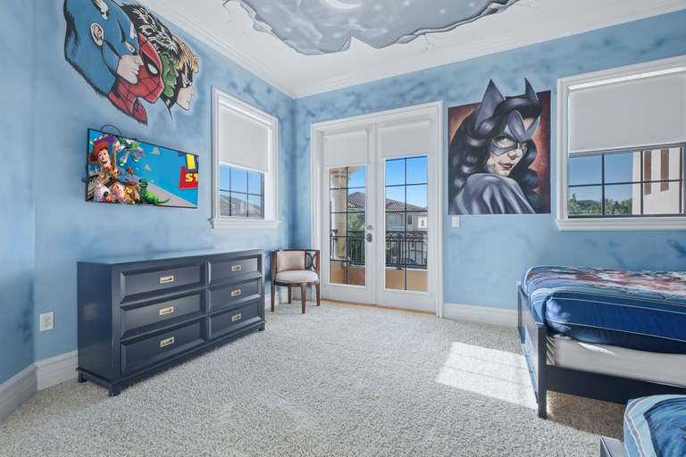 Room 4, Upscale Oasis With Home Theater at Reunion, Osceola