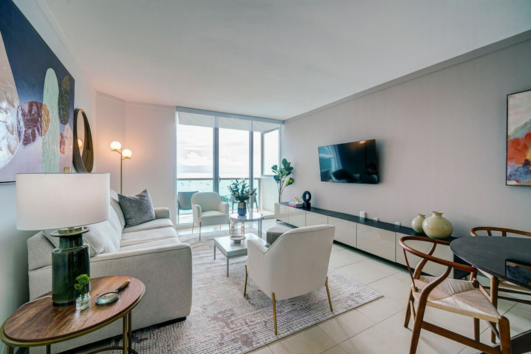 Interior 4, Direct Bayview One Bedroom Condo in Coconut Grove-includes Parking, Miami-Dade