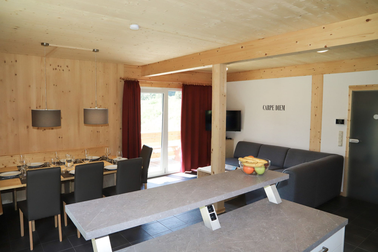 Room 2, 002 MW5 in Murau, Murau