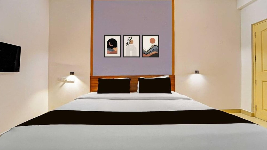 Room 2, Townhouse Peelamedu, Coimbatore