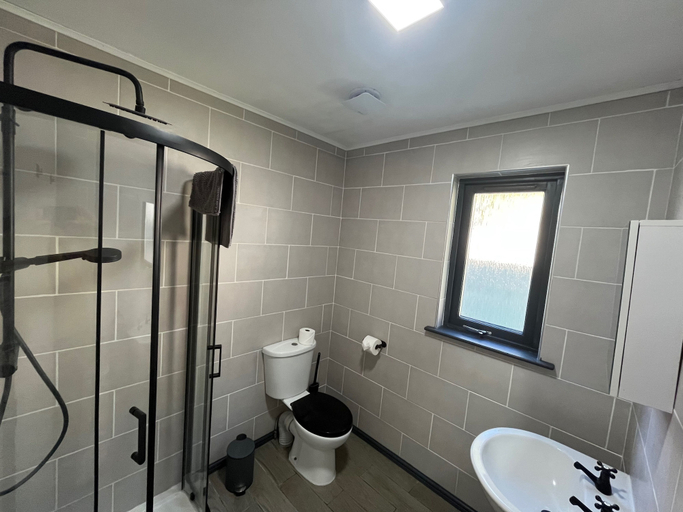 Bathroom 2, Highland Haven With Mountain Views, Highland