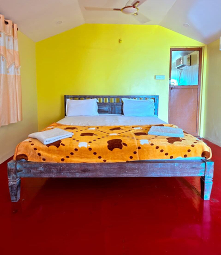 Bedroom 2, Kamaxi Beach Resort, South Goa